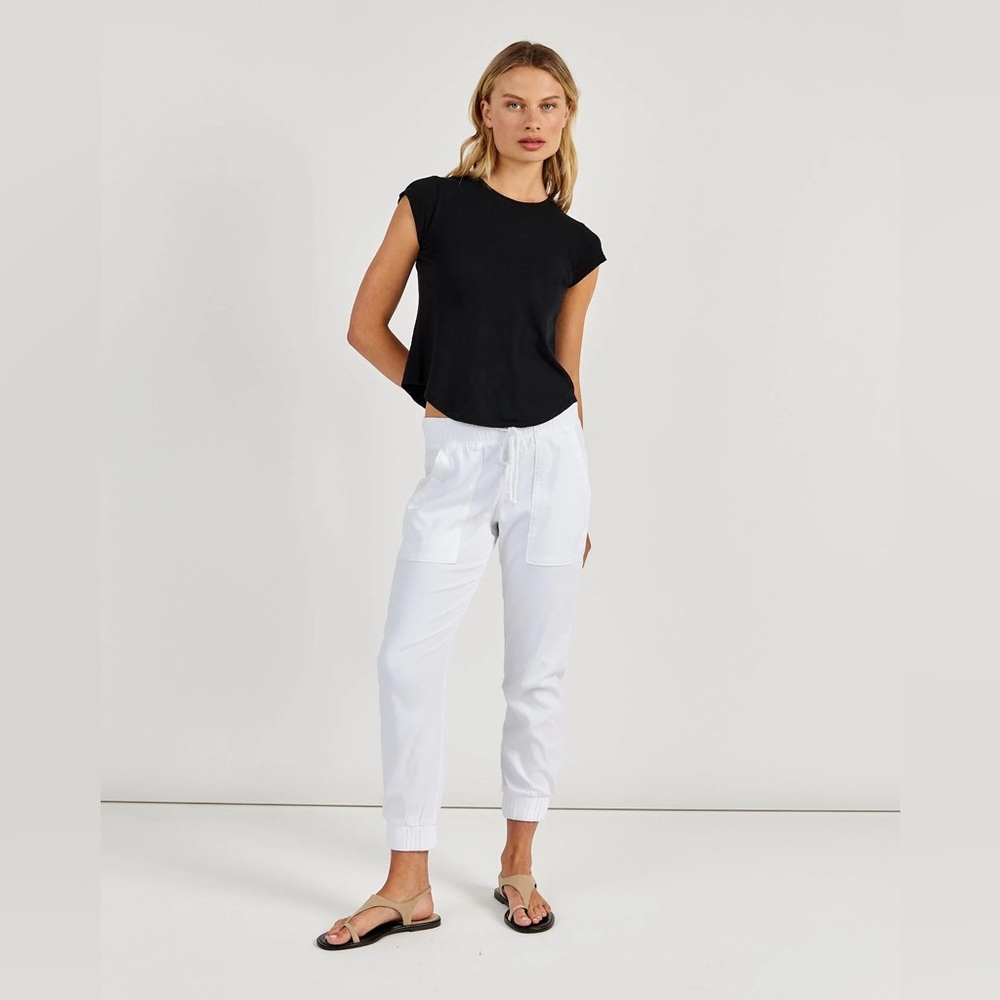 Bella Dahl pocket jogger in white - XS